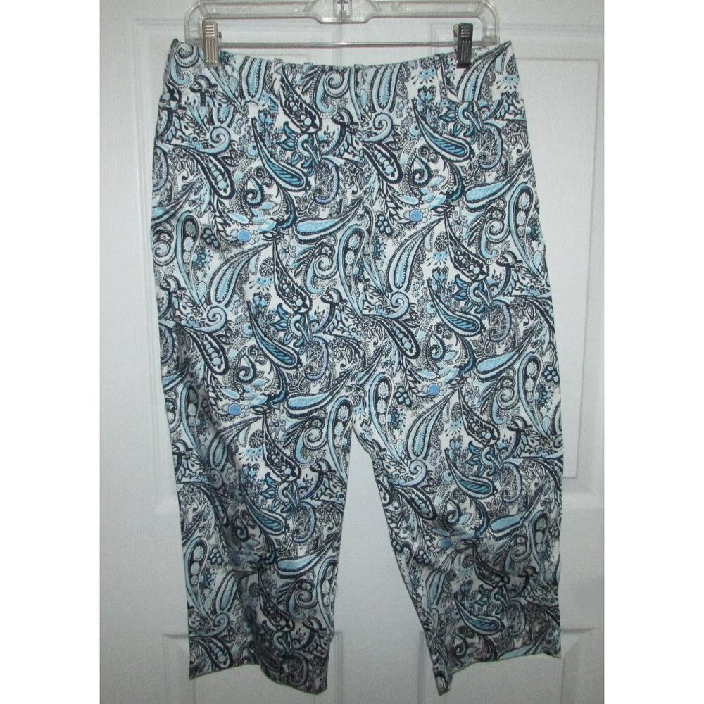 IZOD Blue Paisley G-Flex Capris - Sz 8 - NEW